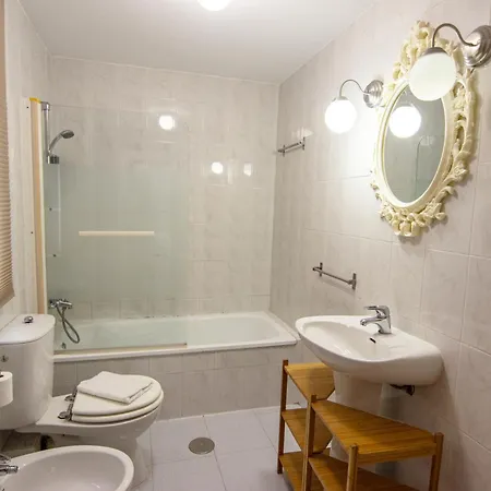 A Los Pies De La Alameda De Hercules Apartment *